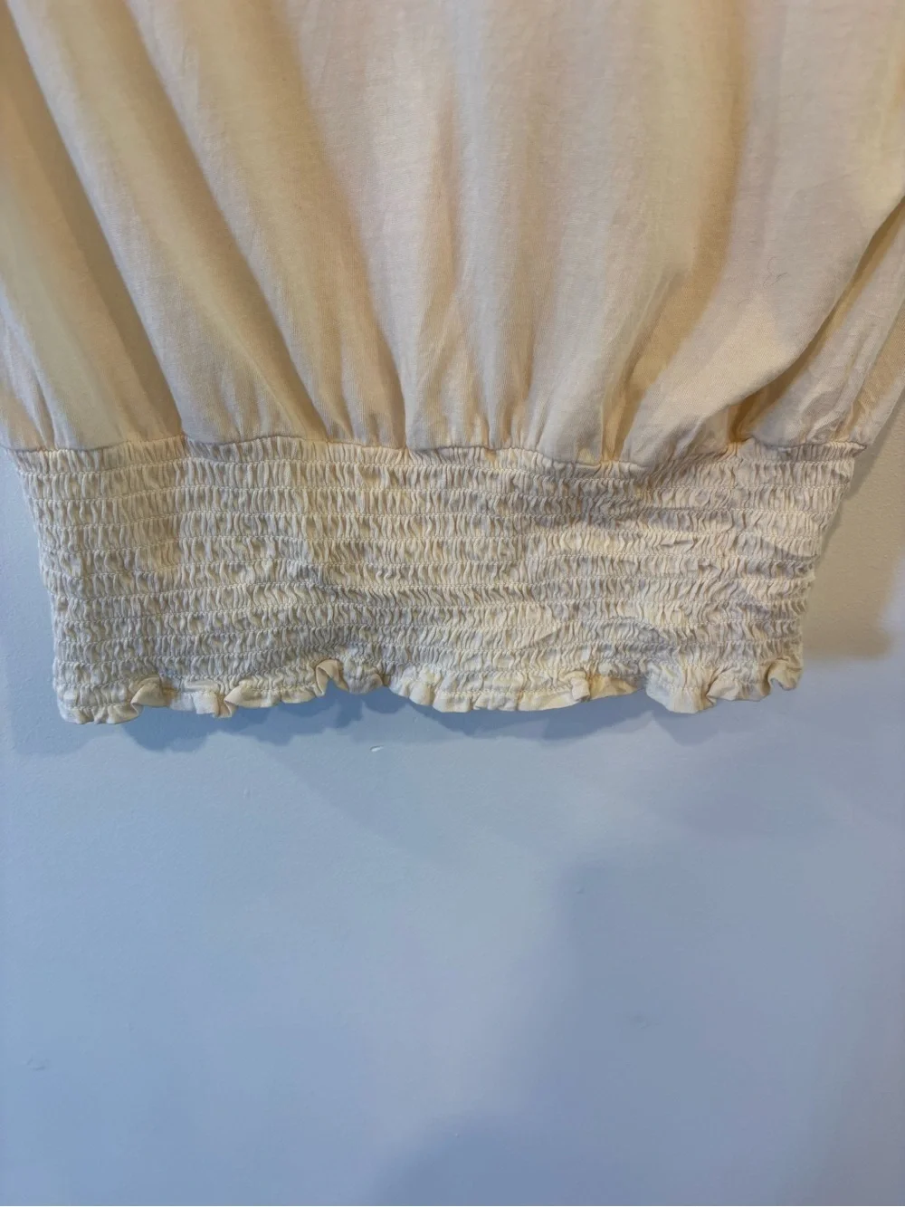Anthropologie Cream Short Sleeve Smocked-Hem Tee - Picture 3 of 4